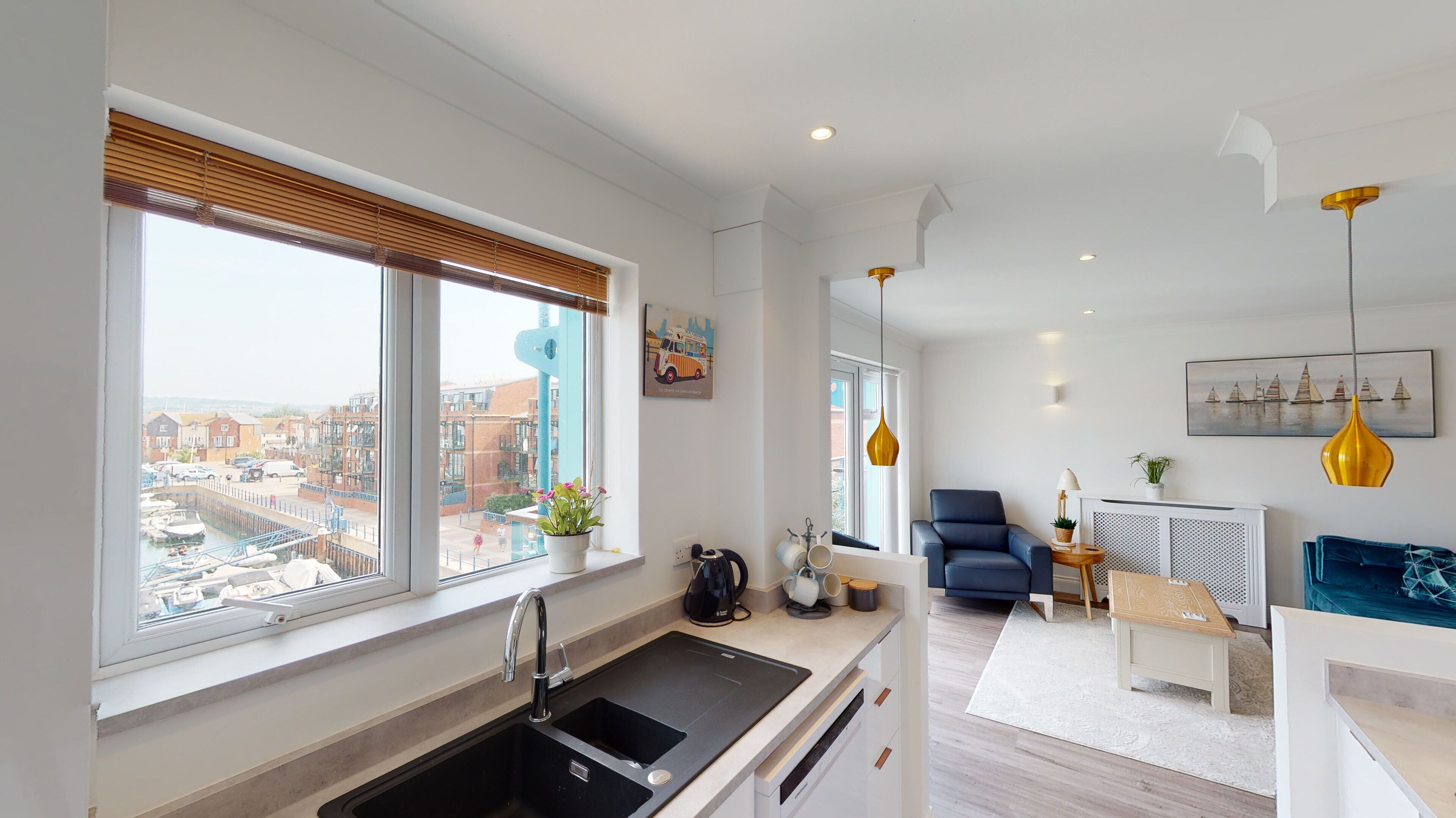 Microwave, oven, dishwasher, coffee/tea maker