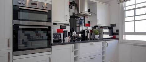 Coffee/tea maker, microwave, oven, dishwasher