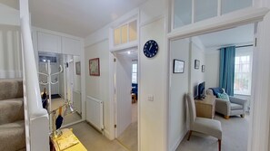 Interior - Bay View - Two Bedroom Apartment, Sleeps 4 (Sidmouth)