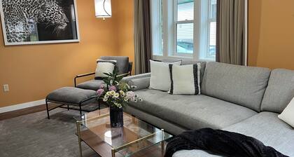 Riverside Pretty House Retreat Exceptional Style and the Perfect Location