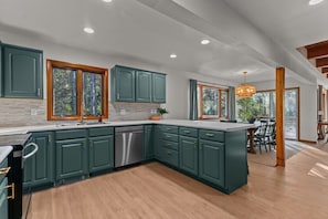 Private kitchen - Relax on Alpine – kayak – hot tub (Wautoma)