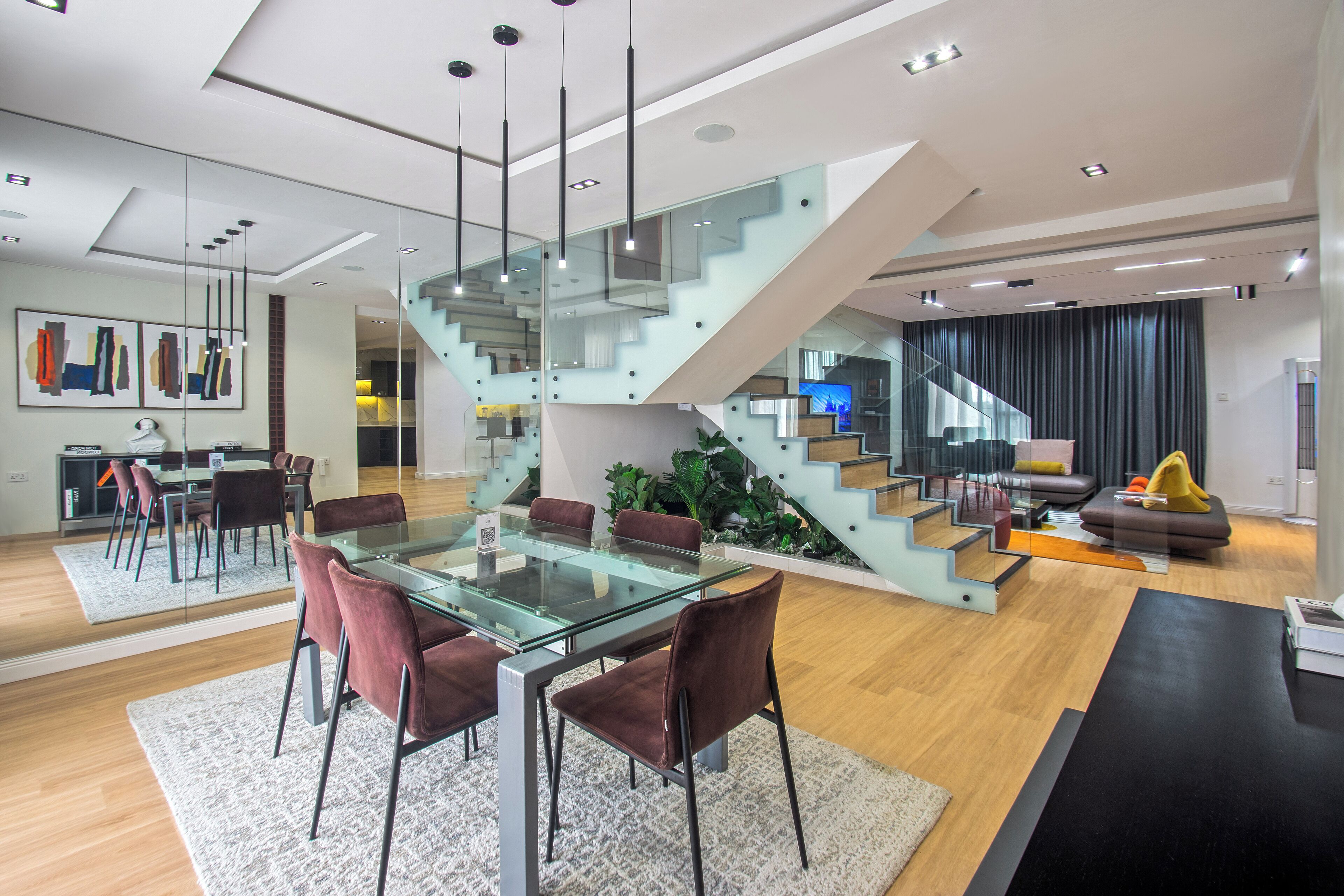 Luxury Apartment, City View | Interior