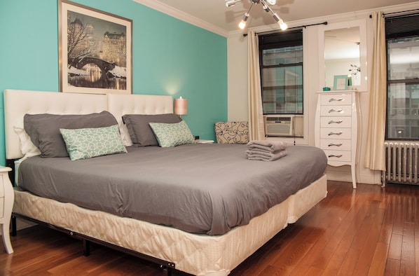 5 habitaciones, internet y ropa de cama