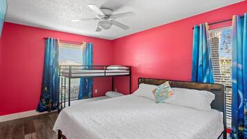 5 habitaciones, tabla de planchar con plancha y wifi gratis