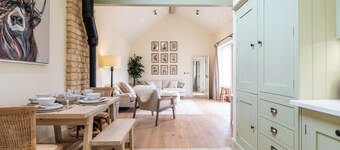 Stunning 2 Bedroom Cottage near Burford
