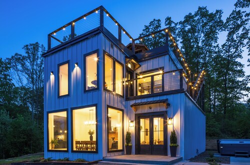 Epic Rooftop Views w/ Hottub+Bar+Pet Friendly