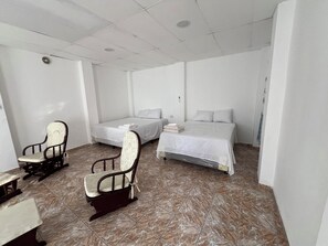 Iron/ironing board, free WiFi, bed sheets - Villa Paraíso Izalco (Izalco)