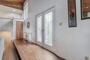 Interior - Uxbridge Grand Estate - Main House on 27 Acres (Uxbridge)