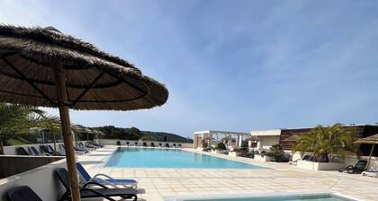 MINI VILLA ALLIANCE WIFI NEAR ILE ROUSSE