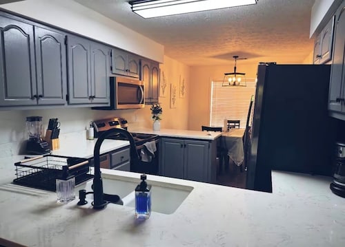 3 Free Parking  Home in Auburn Al