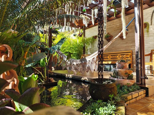 5-Star Retreat with Pool, Sauna, and Heated Spa — Near Nova Friburgo