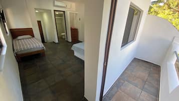 Accès Internet, draps fournis