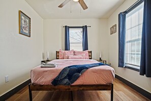 Tabla de planchar con plancha y internet 