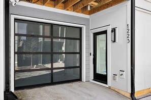 Exterior detail - Modern Luxury Townhome! Walk to Panthers Stadium, Uptown, & South End Bars (Charlotte)