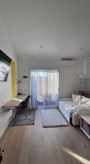 1 habitación y caja de seguridad en la habitación 