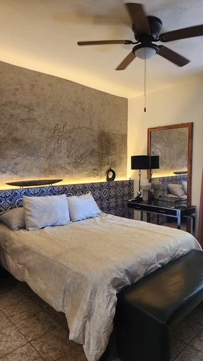 1 chambre, fer et planche à repasser, Wi-Fi, draps fournis