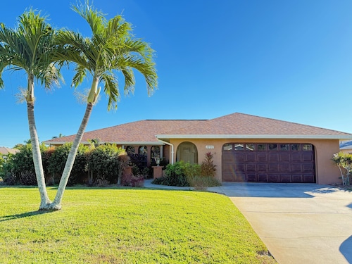 Tropical Southern Exposure Heated Pool Home in the Heart of Cape Coral