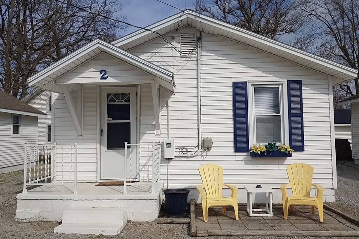 Cabin | Individually decorated, free WiFi, bed sheets