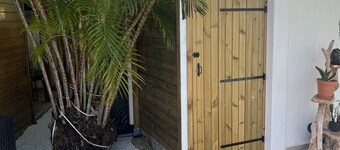 Coco Banana - Small Double Room with Pool Access