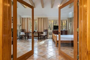 4 Schlafzimmer, Bügeleisen/Bügelbrett, kostenloses WLAN, Bettwäsche