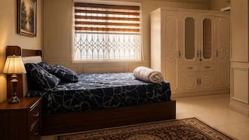 Comfort-Apartment, Balkon, Stadtblick | Badezimmer