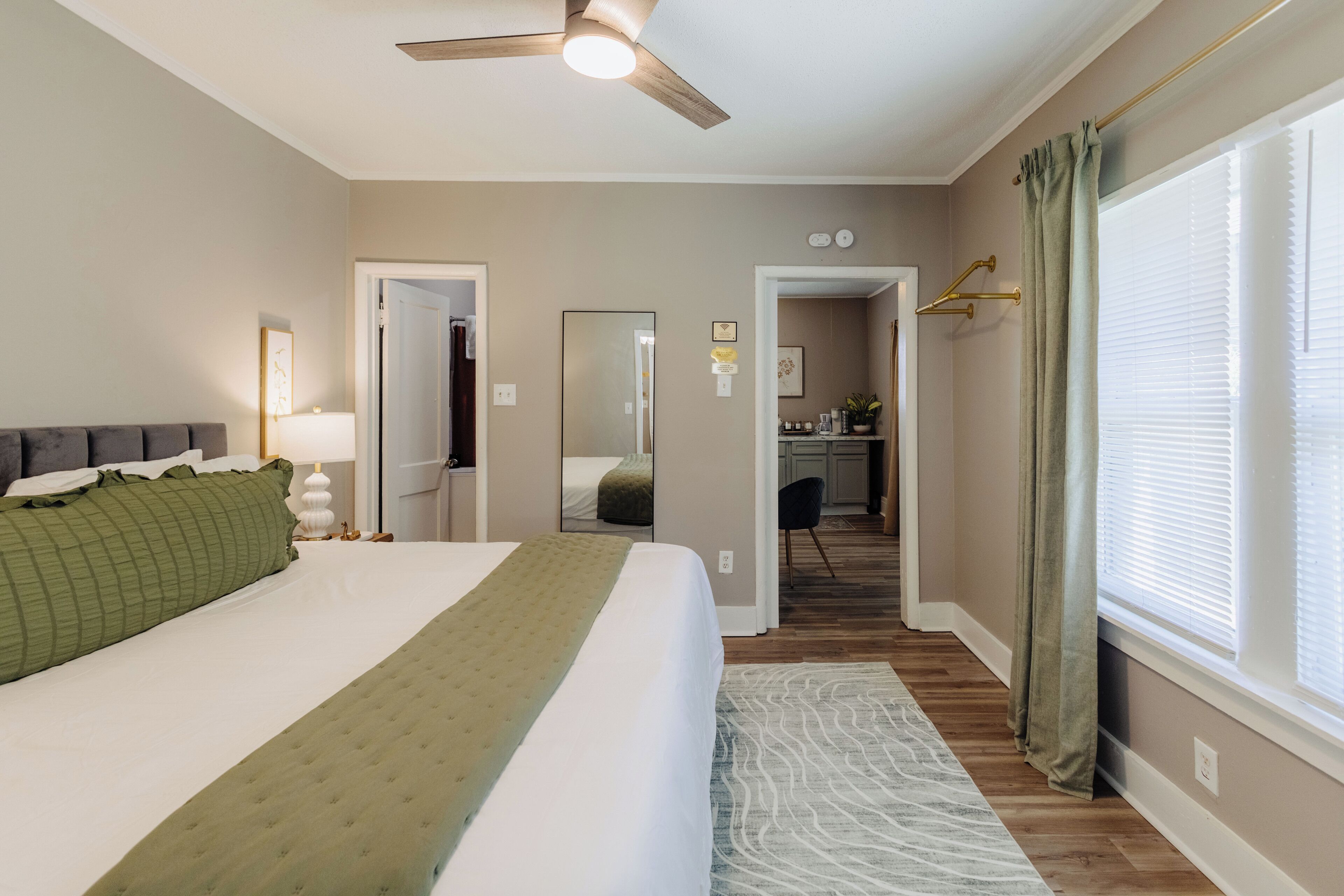 1 bedroom, free WiFi, bed sheets