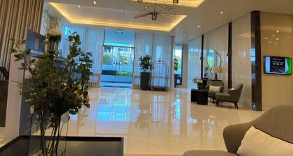 Cozy 2-bedroom condo with AC in vibrant Parañaque