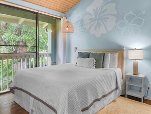 2 bedrooms, iron/ironing board, WiFi, bed sheets - Comfy Get Away at Turtle Bay (Kahuku)