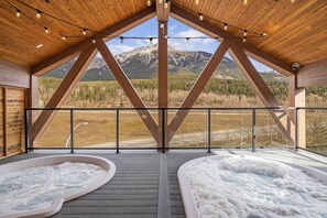 Outdoor spa tub - Mountain Views | Hot Tub | Sauna | Gym (Canmore)