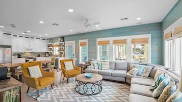 House (4 Bedrooms) | Depan hartanah