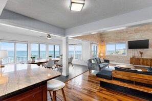 Hús (Multiple Bedrooms) | Að innan