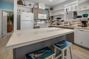 Interior - Sea Glass Cottage - Beach Gear Credit Included! (Port Aransas)