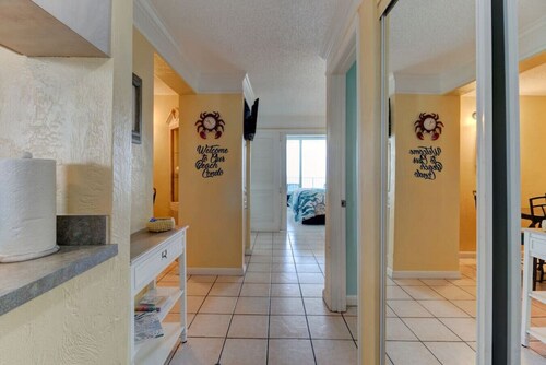 Sunrise Seven Deluxe Oceanfront Condo