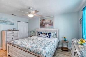 House (3 Bedrooms) | Interior - Under The Sea Pool and Hot Tub (Port Orange)