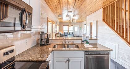 Paradise Azul - Golf Cart & Shuffleboard!