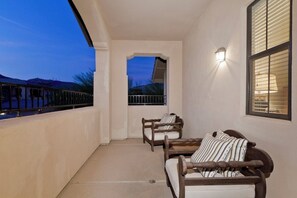 Interior - Sonoran Sunset Condo (Phoenix)