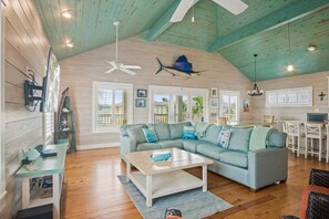 House (4 Bedrooms) | Interior - Sandy Craic - Elevator! Beach Gear Credit Included (Port Aransas)