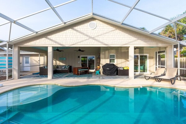 House (3 Bedrooms) | Front of property