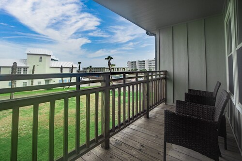 Sunrise Villas 208