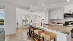 Interior - Hlb14041-613 (Punta Gorda)