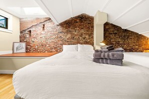 Interior - Luxury Penthouse in Downtown Portland (Portland)