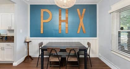 Centra Phoenix House Kingbed