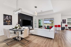 Interior - Heritage Landing Haven Resort Amenities + Golf Membership (Punta Gorda)