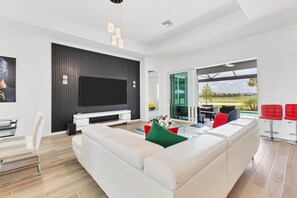 Interior - Heritage Landing Haven Resort Amenities + Golf Membership (Punta Gorda)