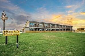 Interior - Sunrise Villas 101 (Port Aransas)