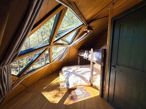 Uklassifisert bilde, 3 av 27, knapp