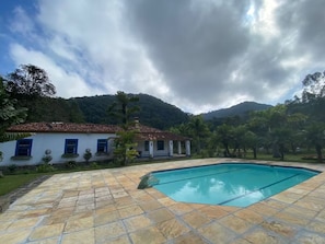 Alberca al aire libre