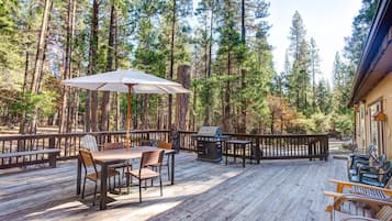 Chalet (3 Bedrooms) | Interior