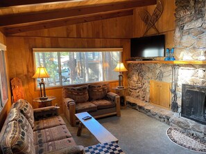 Interior - Cutter's Edge (Yosemite National Park)