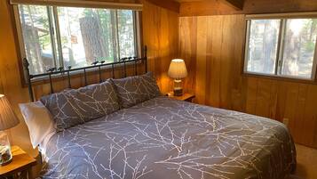 Chalet (4 Bedrooms) | Interior